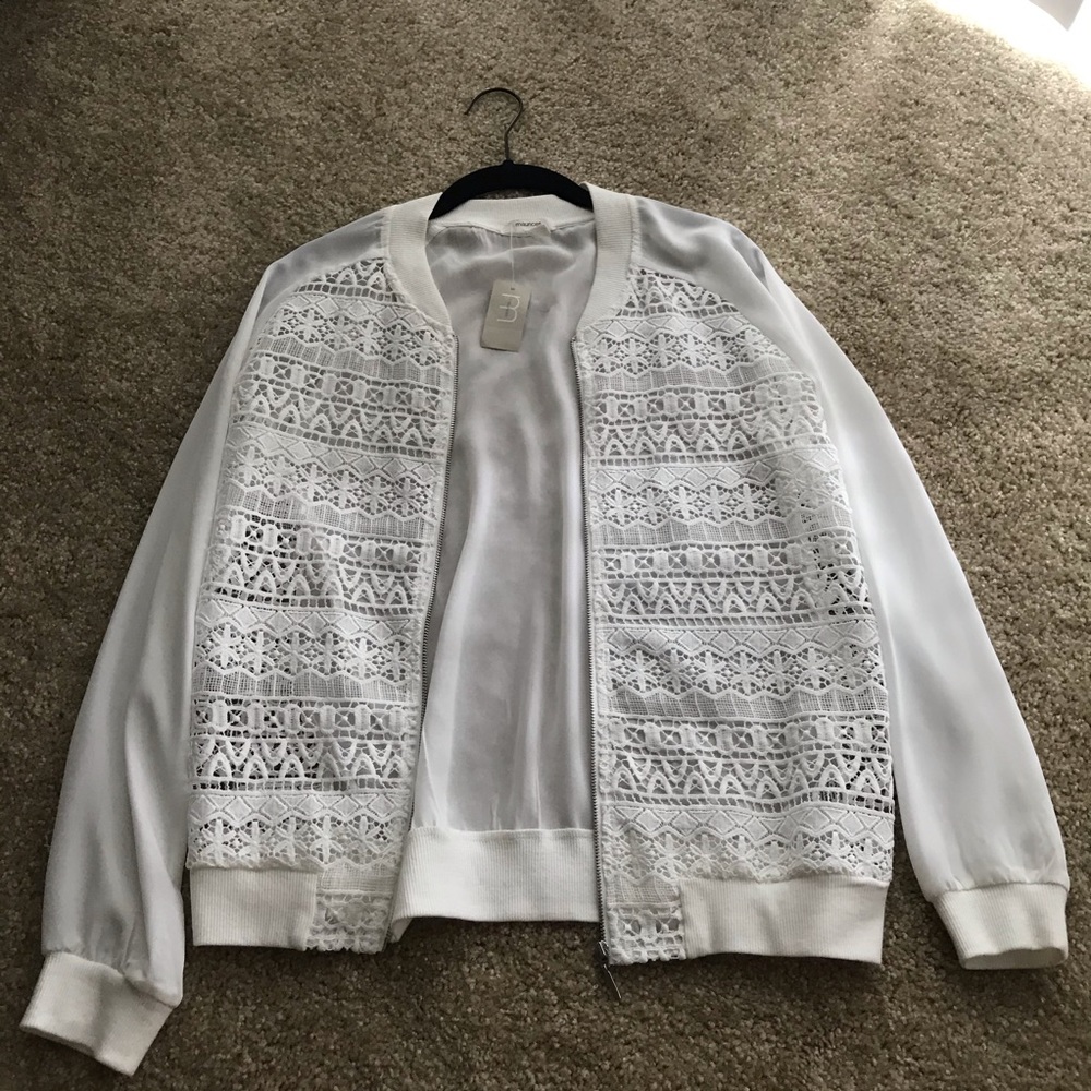 NWT Maurice’s white jacket top
